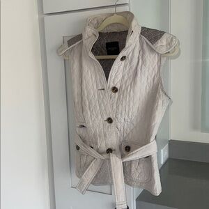 MaxMara Quilted Beige Flattering Vest